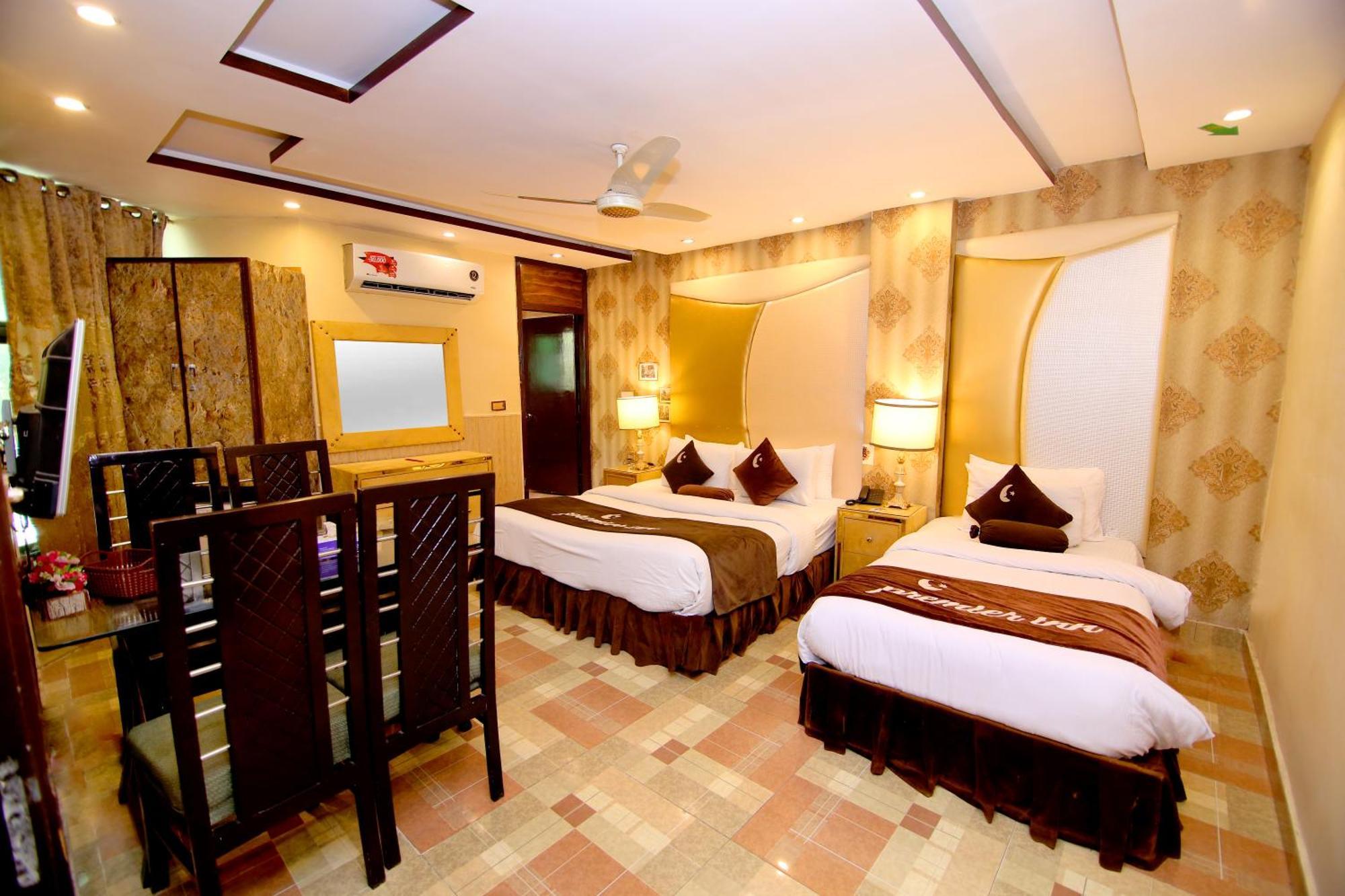 Premier Inn Gulberg Lahore Ngoại thất bức ảnh