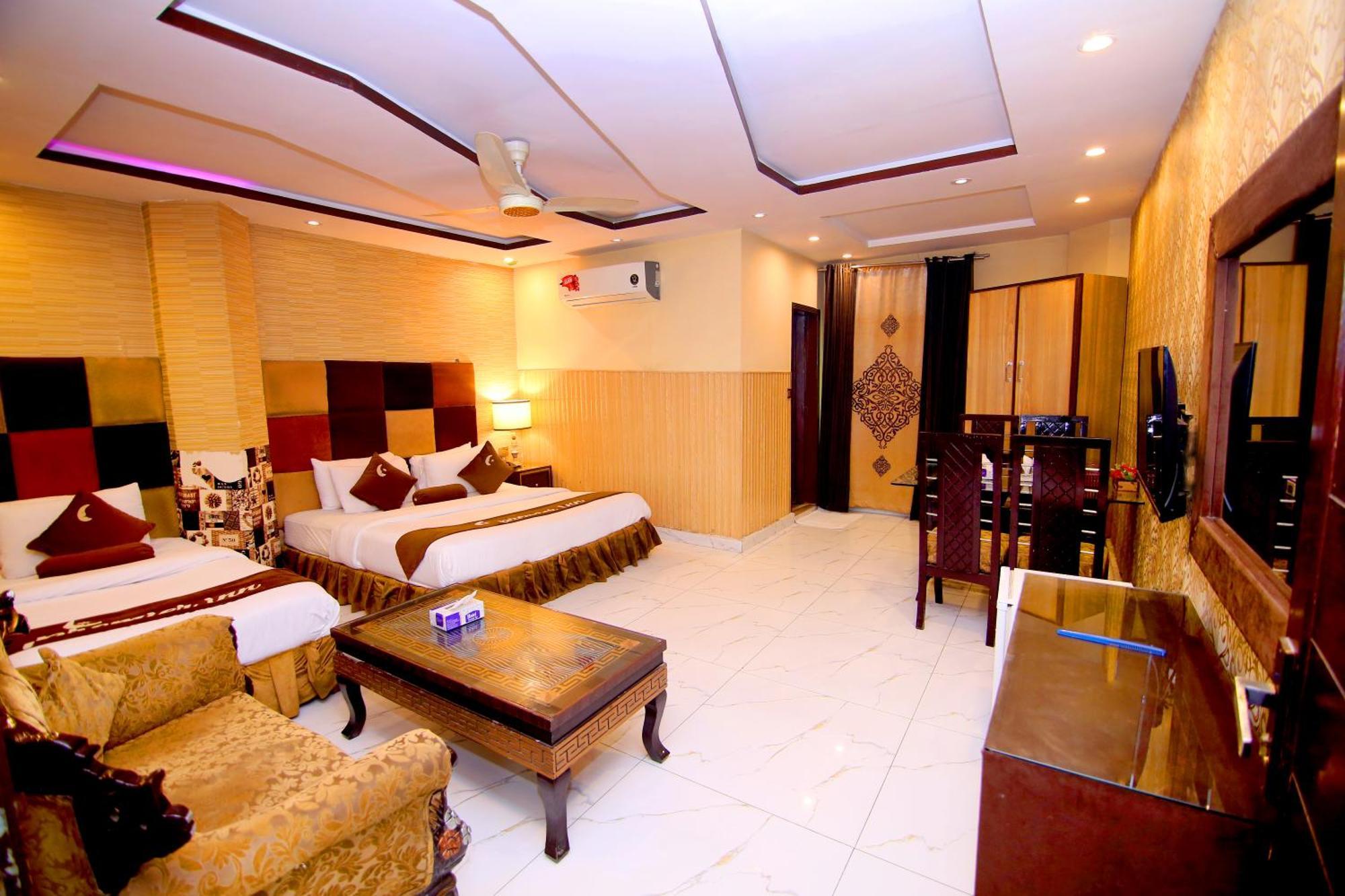 Premier Inn Gulberg Lahore Ngoại thất bức ảnh
