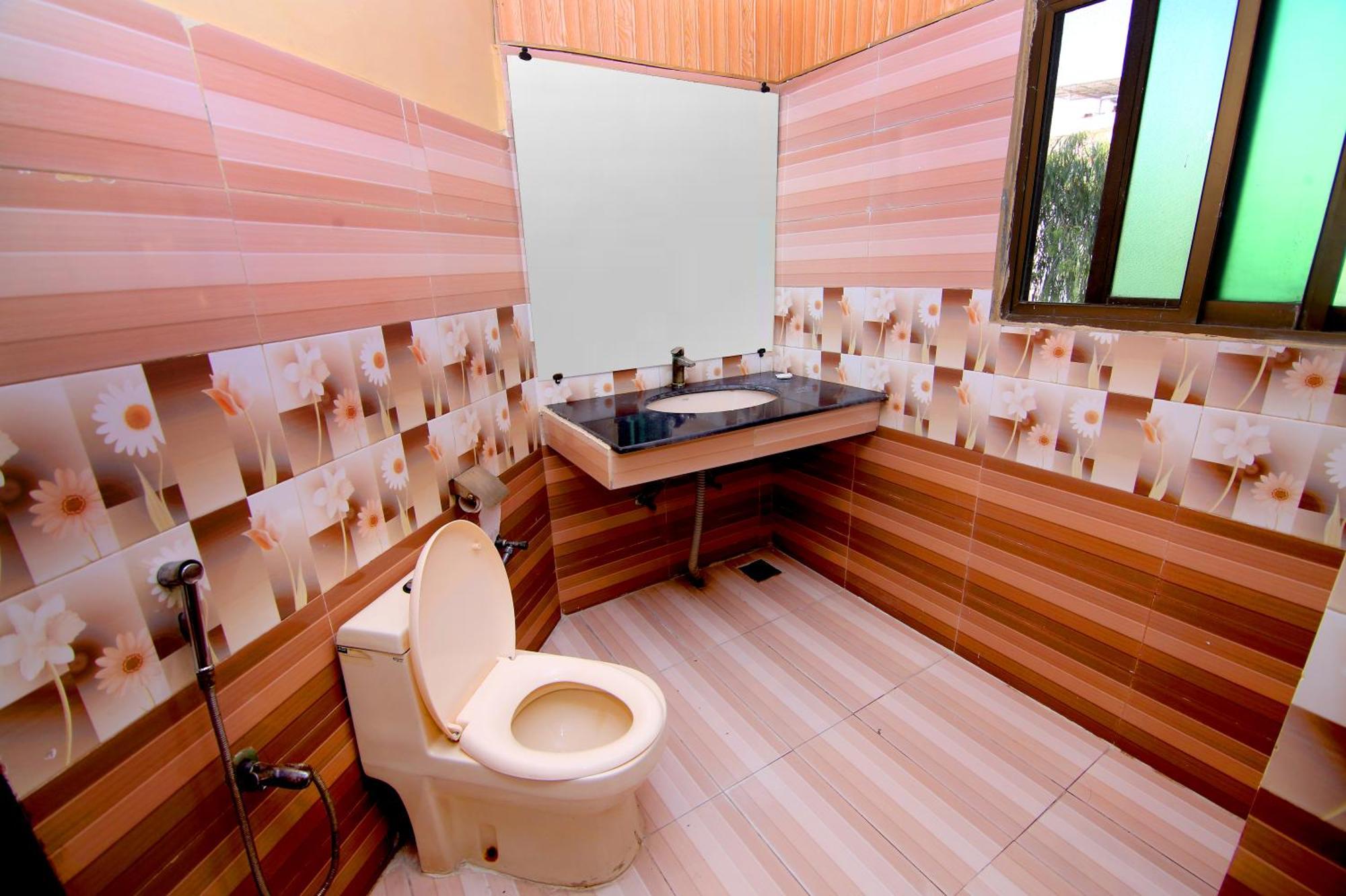 Premier Inn Gulberg Lahore Ngoại thất bức ảnh