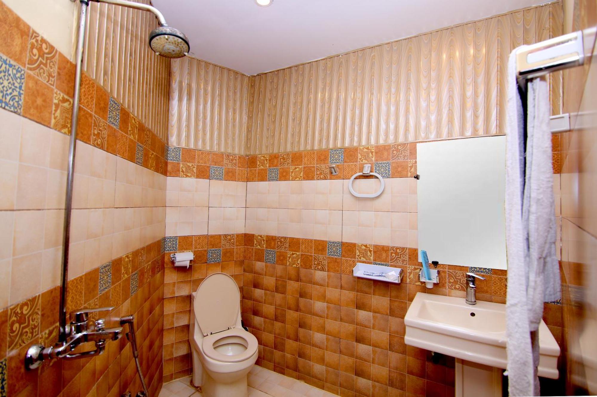 Premier Inn Gulberg Lahore Ngoại thất bức ảnh